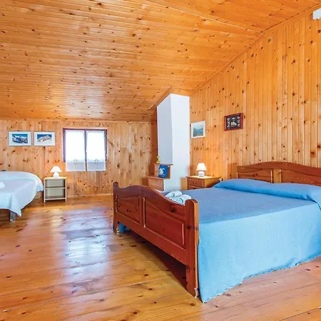 6 Bedroom Lovely Home In Liznjan Feriehus *